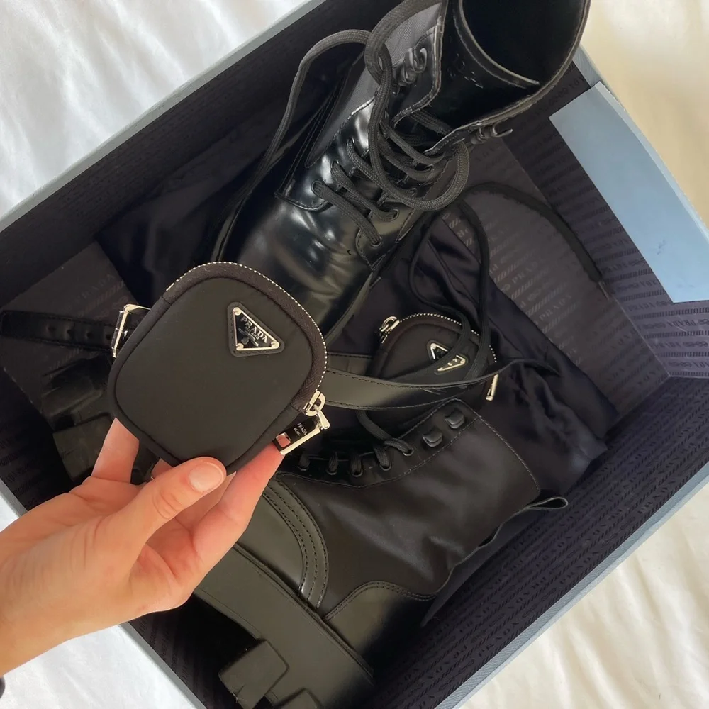 Prada boots with pouch - Picture 4 of 8